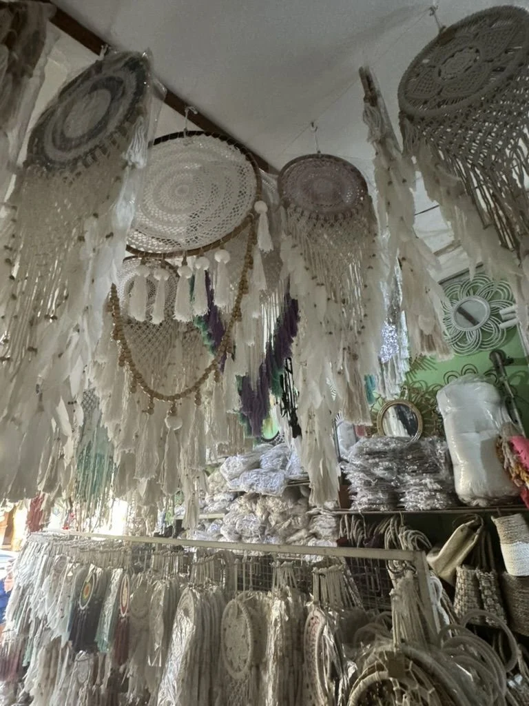 Décoration murale macramé disponible chez Zen Évasion