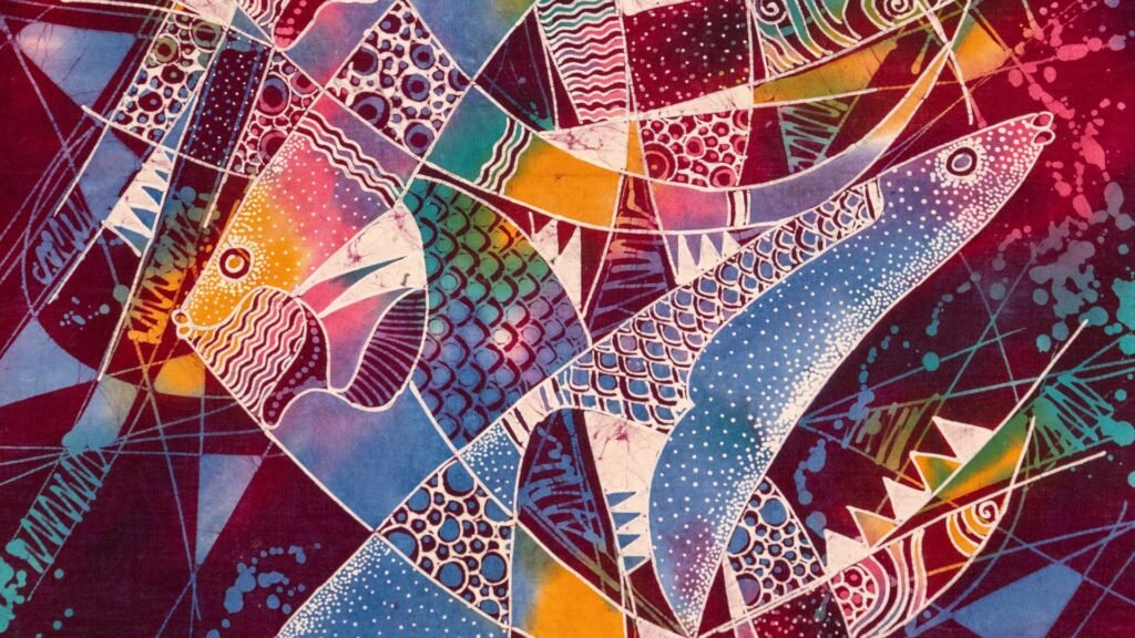 Œuvre d'art abstraite avec des poissons et des vagues géométriques vibrants dans des tons bleus, rouges et jaunes sur un fond texturé.