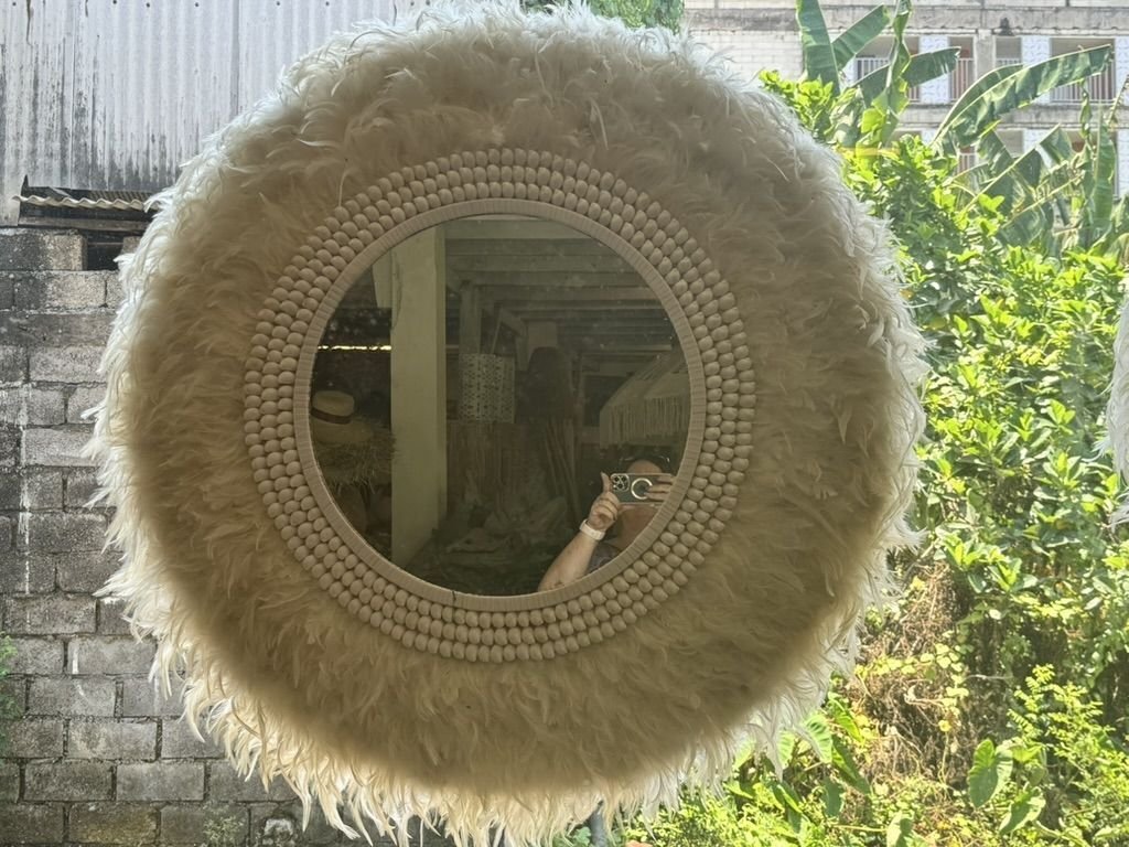 Miroir en rotin naturel disponible chez Zen Évasion