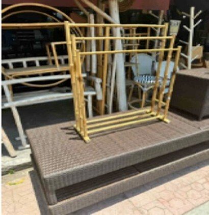 Portant en bambou disponible chez Zen Évasion
