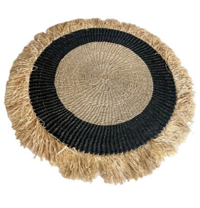 Tapis avec frange en jonc de mer et plastique recyclé disponible chez Zen Évasion