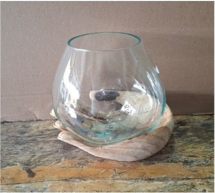 Mains en verre fondu sur bois disponible chez Zen Évasion