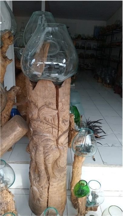 Verre fondu sur bois sculpté disponible chez Zen Évasion